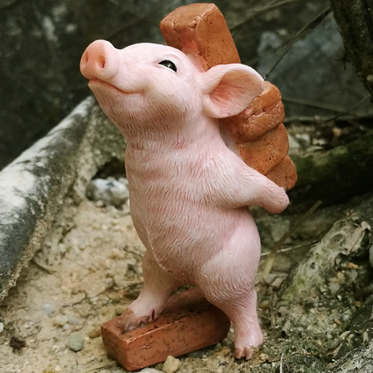Digging Pig Garden Statue